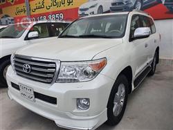 تۆیۆتا لاند کروزەر